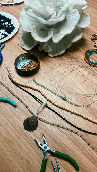 Chicks on Chesnut Pop-Up Jewelry Class (Nov.6th)