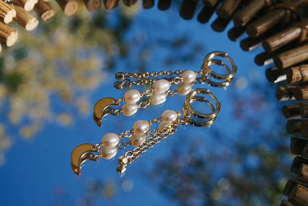 Into The Mystic: Pearled Moons