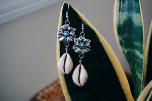 silver flower and cowrie shell earrings, product image