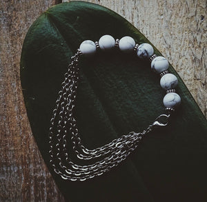 silver & white howlite beaded, half bead half chain, bracelet, product image